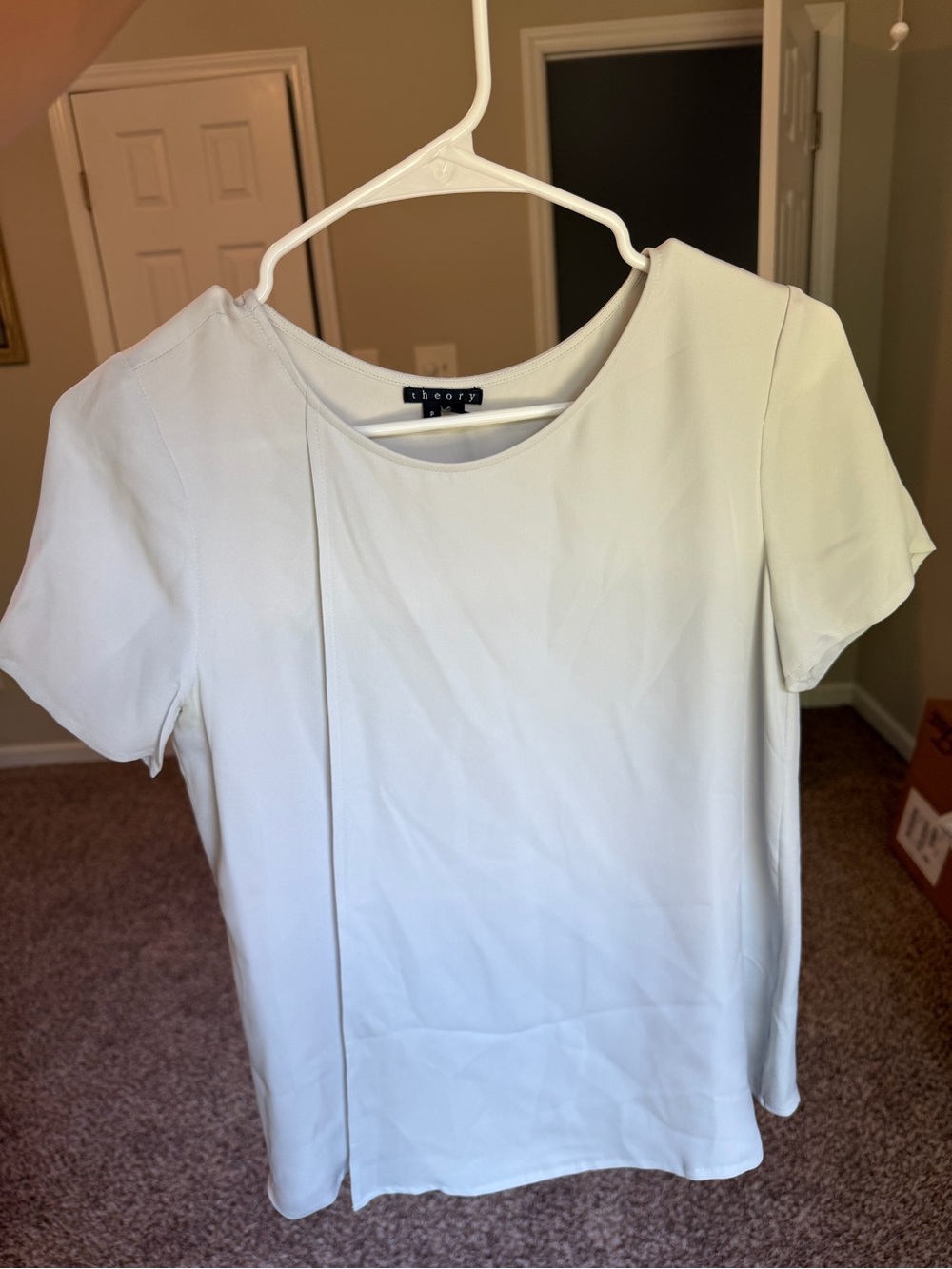 Theory Women's Light Gray Short Sleeve Crewneck Blouse